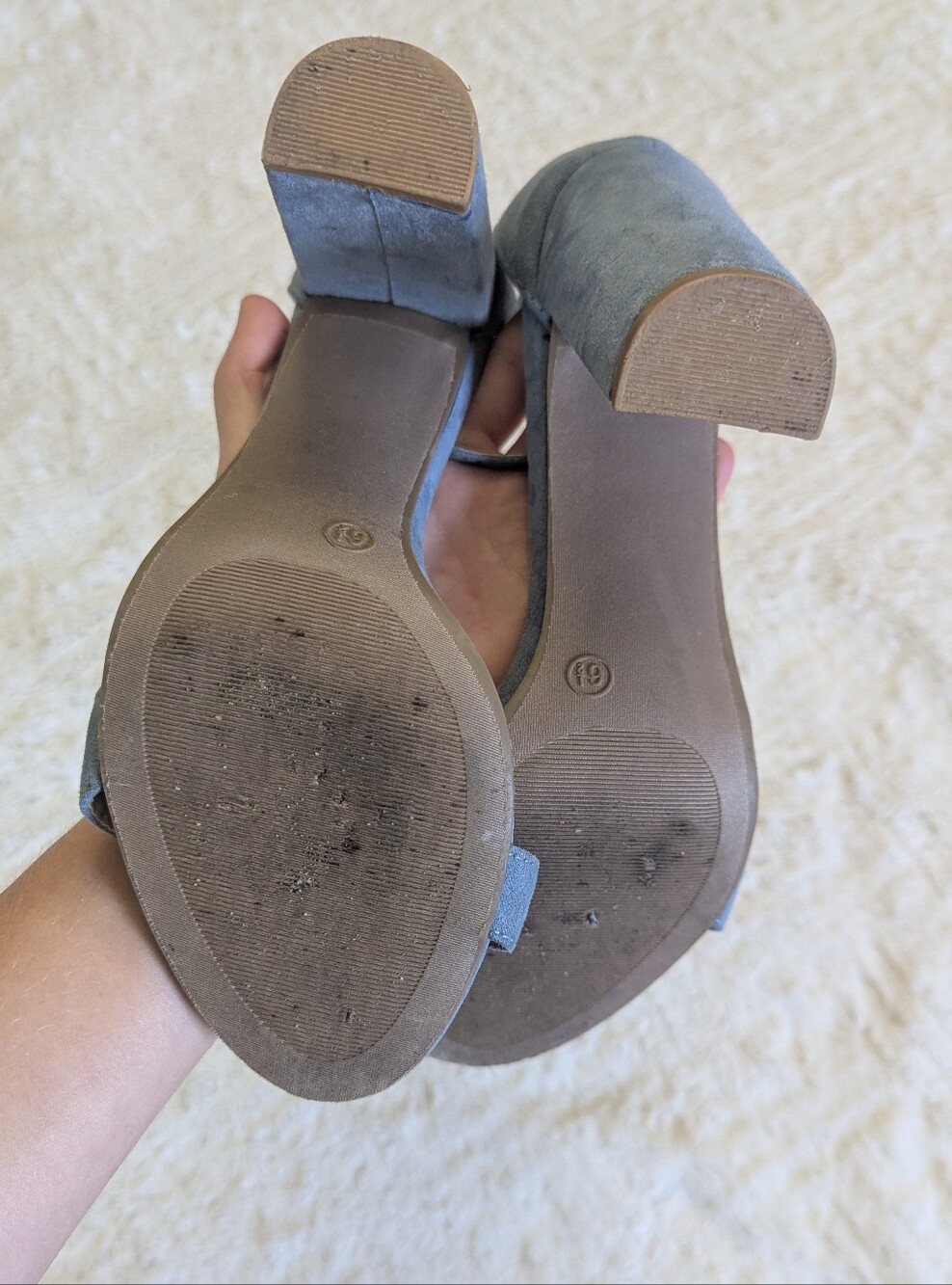 Lulu's Blue Heels - Picture 4 of 4